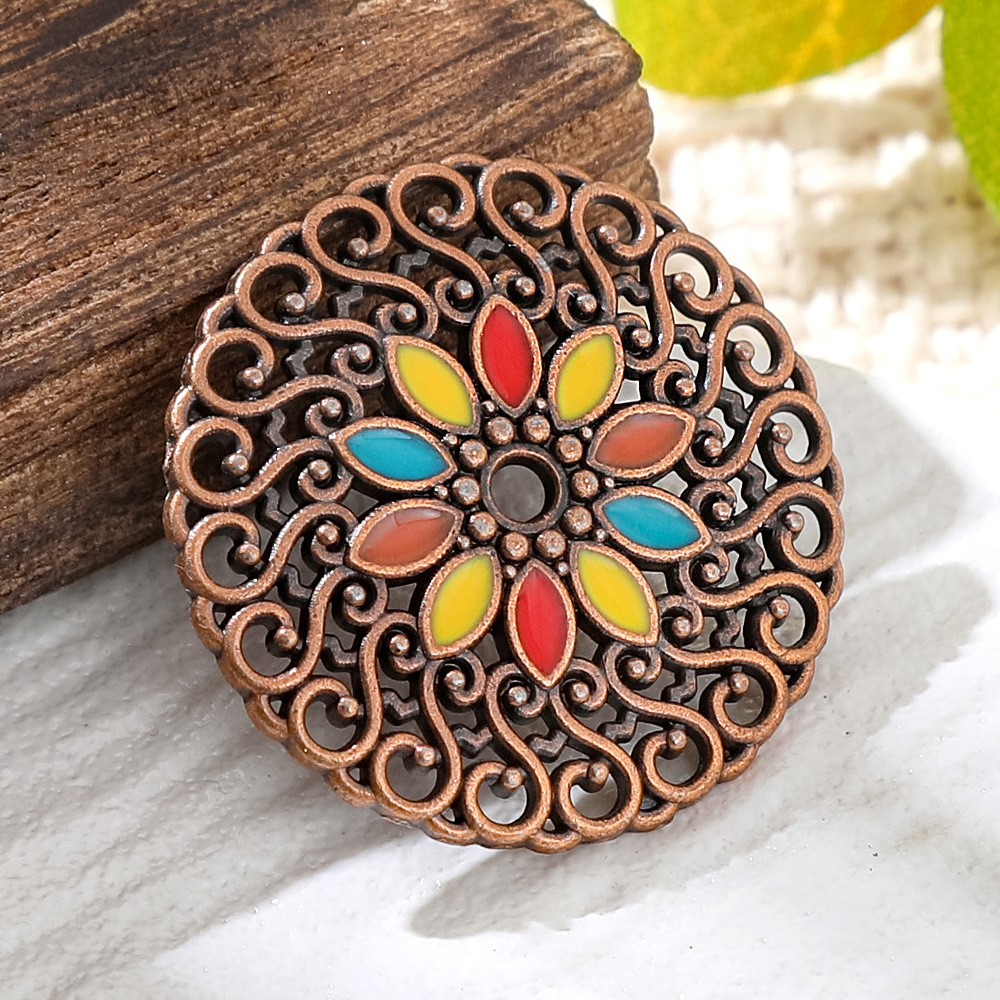Vintage Fashion Outfit - Breloques et pendentifs ronds vintage en