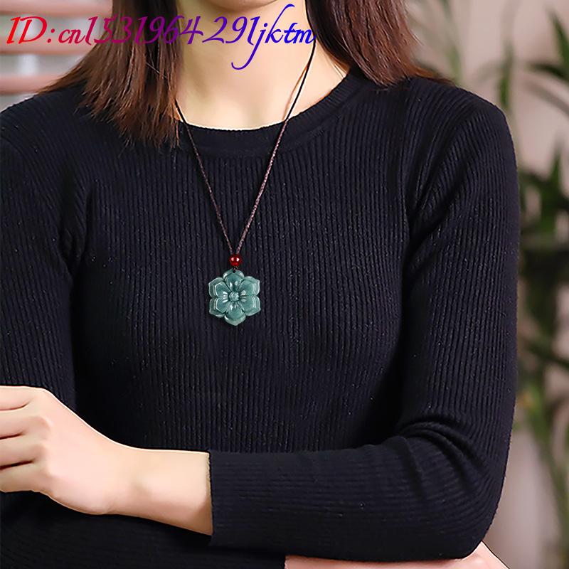 Collier pendentif fleur en jad - Usa Vintage Fashion avis et prix