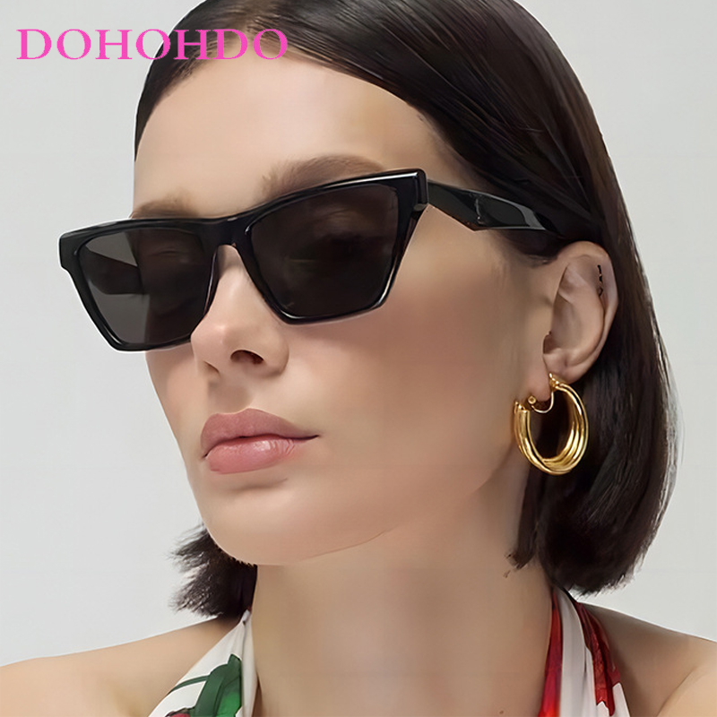Lunettes de soleil vintage à g - Vintage Fashion Photography avis et prix