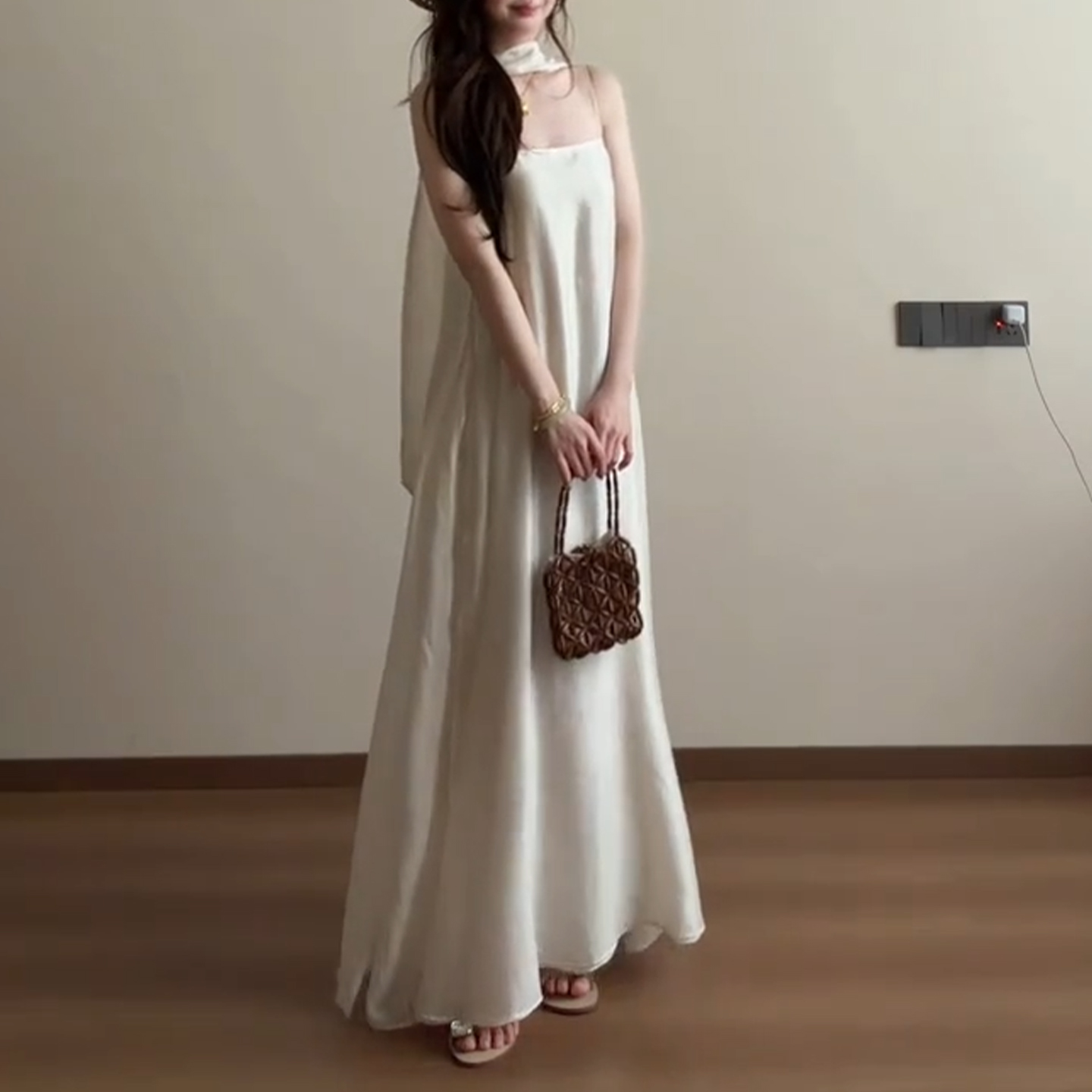 Nouvelle Robe Longue Blanche V - Vintage Fashion Tiktok avis et prix