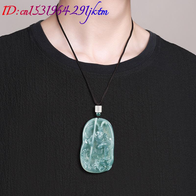 Collier pendentif Roi Singe en - Usa Vintage Fashion avis et prix